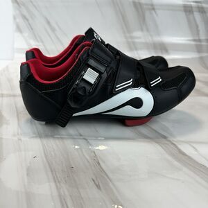 Peloton Cycling Shoes EU 38 W 7 M 6 Click On Adjustable Straps Bicycle Bike